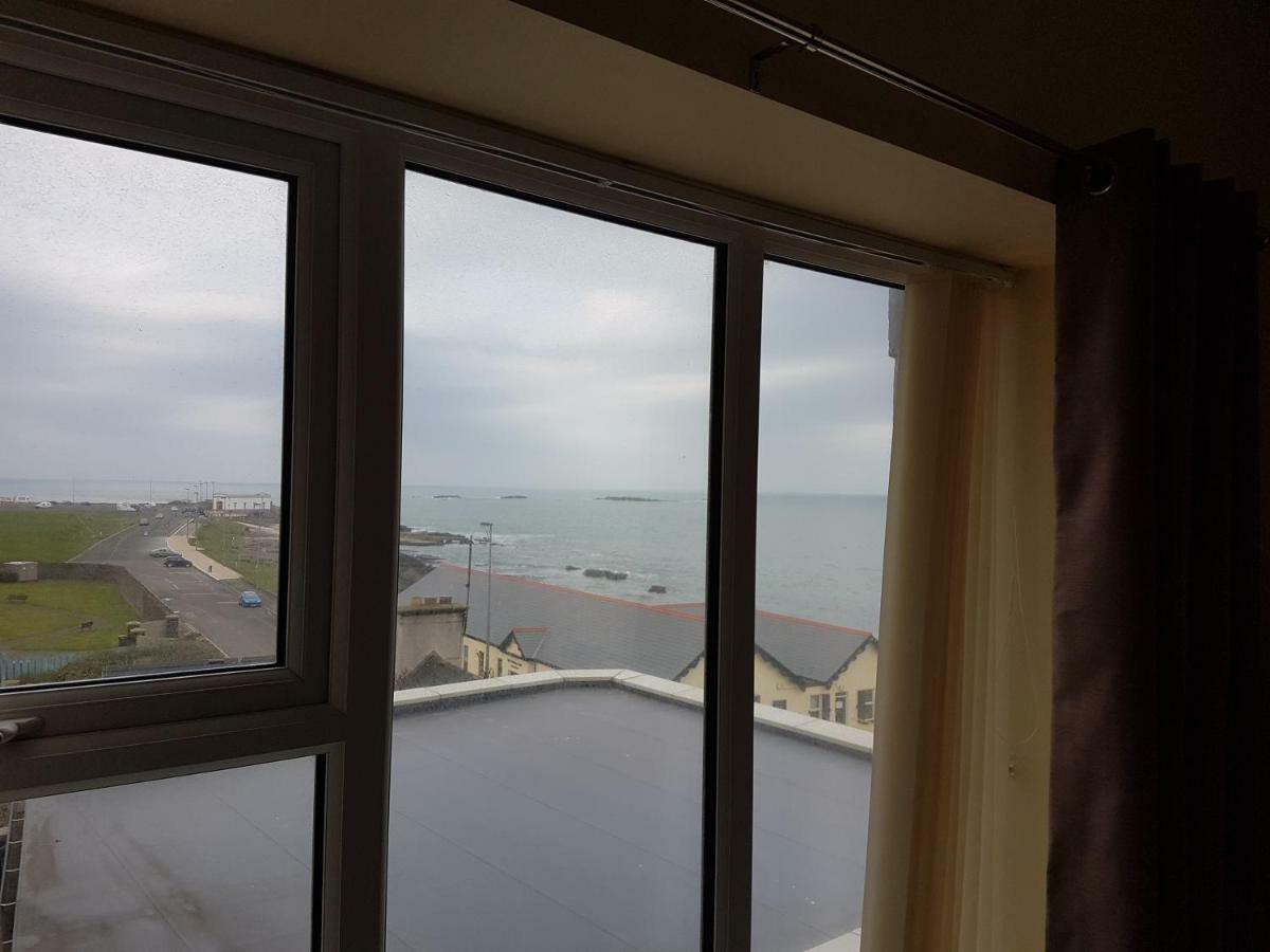 Atlantic Views Middle Floor Apartment Portrush Exterior photo