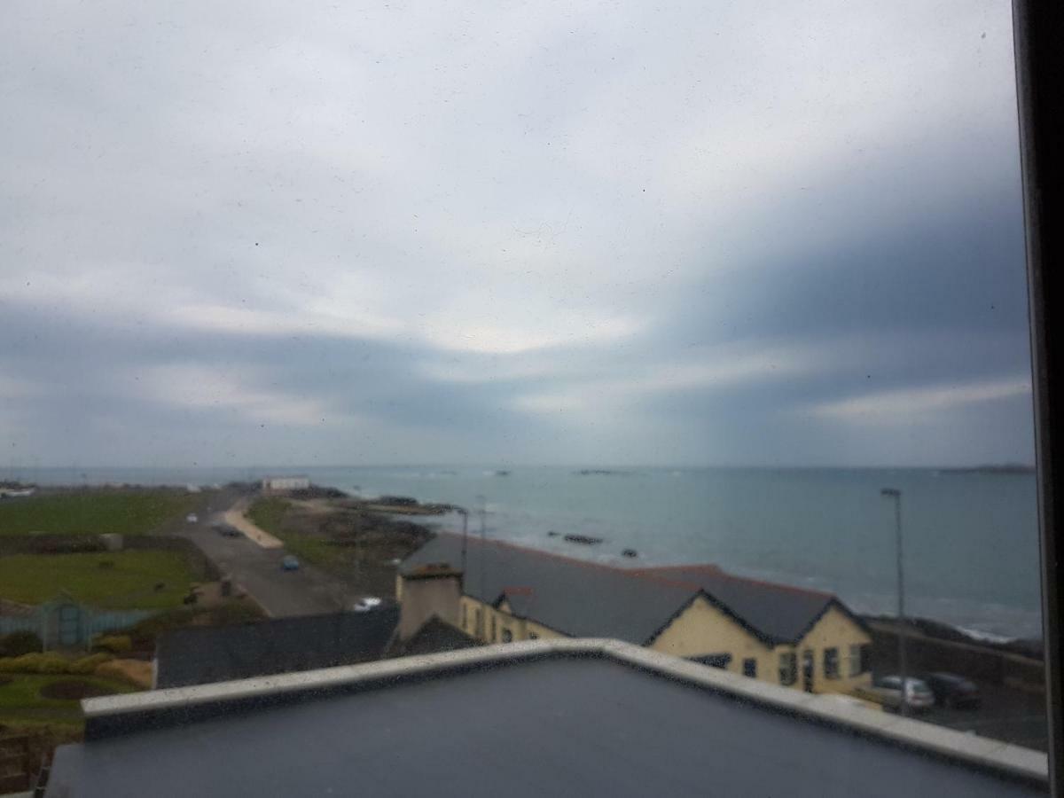 Atlantic Views Middle Floor Apartment Portrush Exterior photo